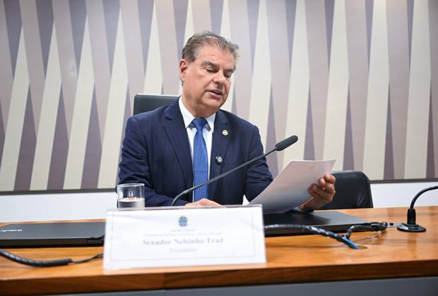 senador-Nelsinho-Trad.jpg